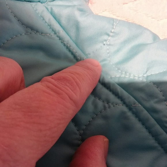 ⬇️Baby Gap light quilted reversible coat - Picture 8 of 14